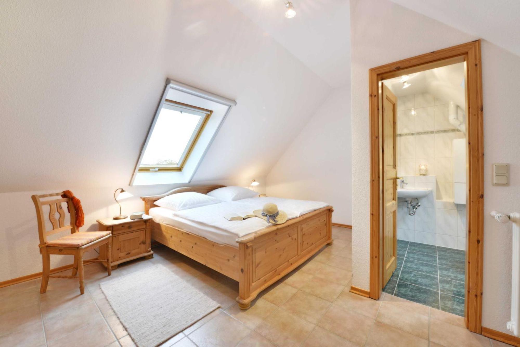 Stoertebeker Appartements - "Stoertebeker Pferdehof" Ralswiek Quarto foto